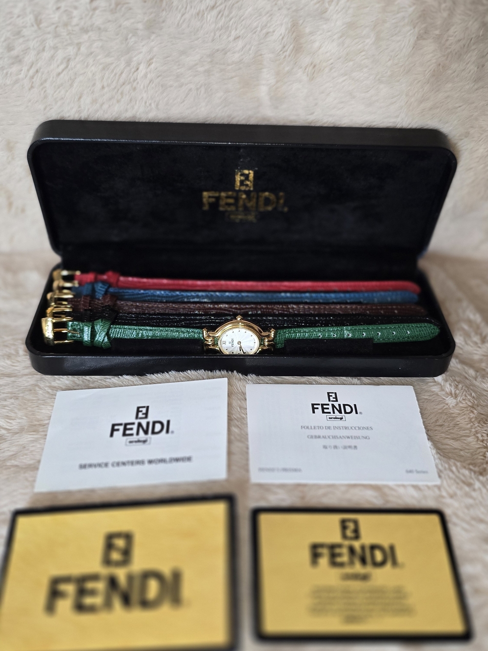 Vintage Fendi Chameleon (Model 640L) Orologi Interchangeable Strap Watch